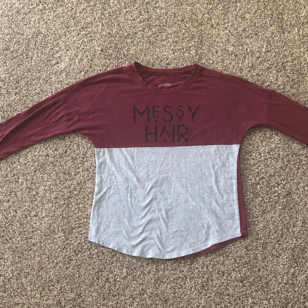 Junior’s Long Sleeve Top